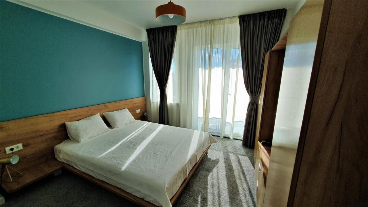 Hotel Pensiunea Caluda à Năvodari Extérieur photo